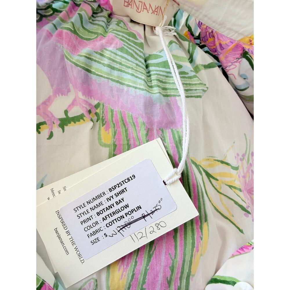 Anthropologie Banjanan Ivy Afterglow Short Sleeve Blouse Parrot Print Small NWT - Picture 6 of 6
